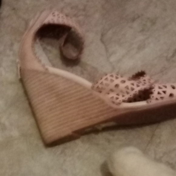 Sandals - Picture 2 of 3